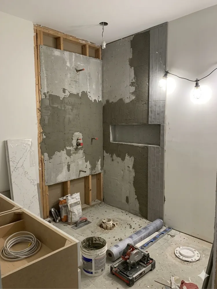 bathroom before 01