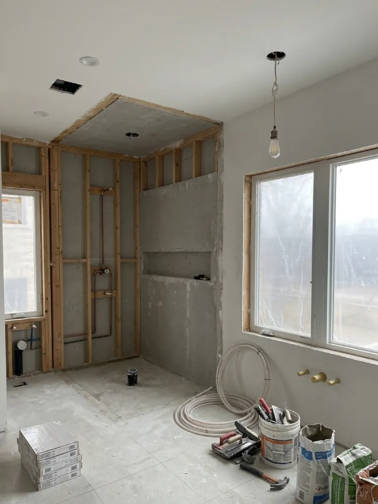 bathroom before-middle-renocorp